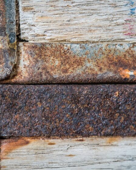 Evde Doğal Patina: Metal, Ahşap ve Seramik Teknikleri