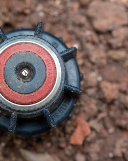 gunes enerjili damla: Nem Sensörlü Damla Sulama Rehberi