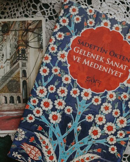 Kartpostal Koleksiyonu İçin Koruma ve Dijital Arşivleme Rehberi