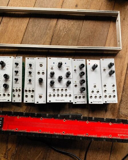 Evde Analog Synth Modülü (VCO/LFO) Yapımı Rehberi