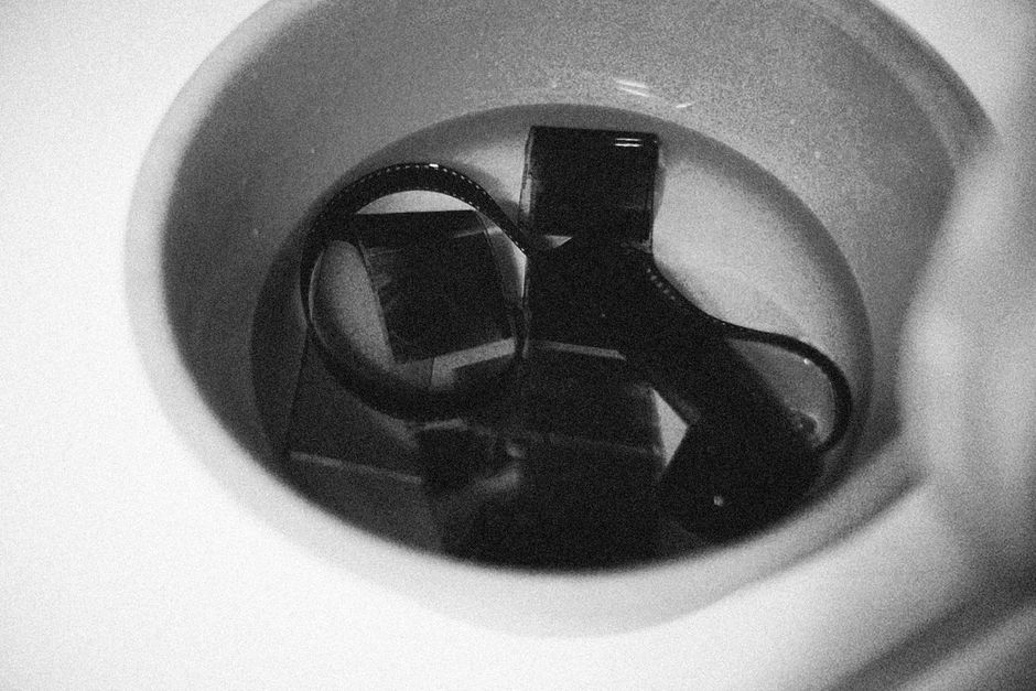 Analog Film Yıkama: Evde Karanlık Oda Baskı Rehberi