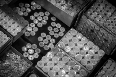 Antika düğme koleksiyonu: Başlangıç ve Sergileme Rehberi