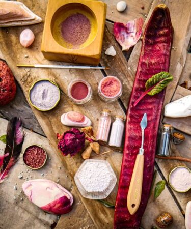Doğal Pigment Boya: Ev Yapımı Su Bazlı Sanat Boyası Rehberi